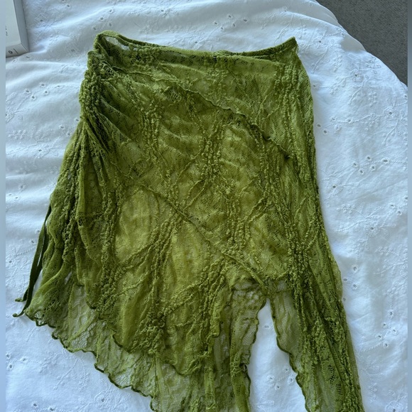 Zara skirt - Picture 2 of 3